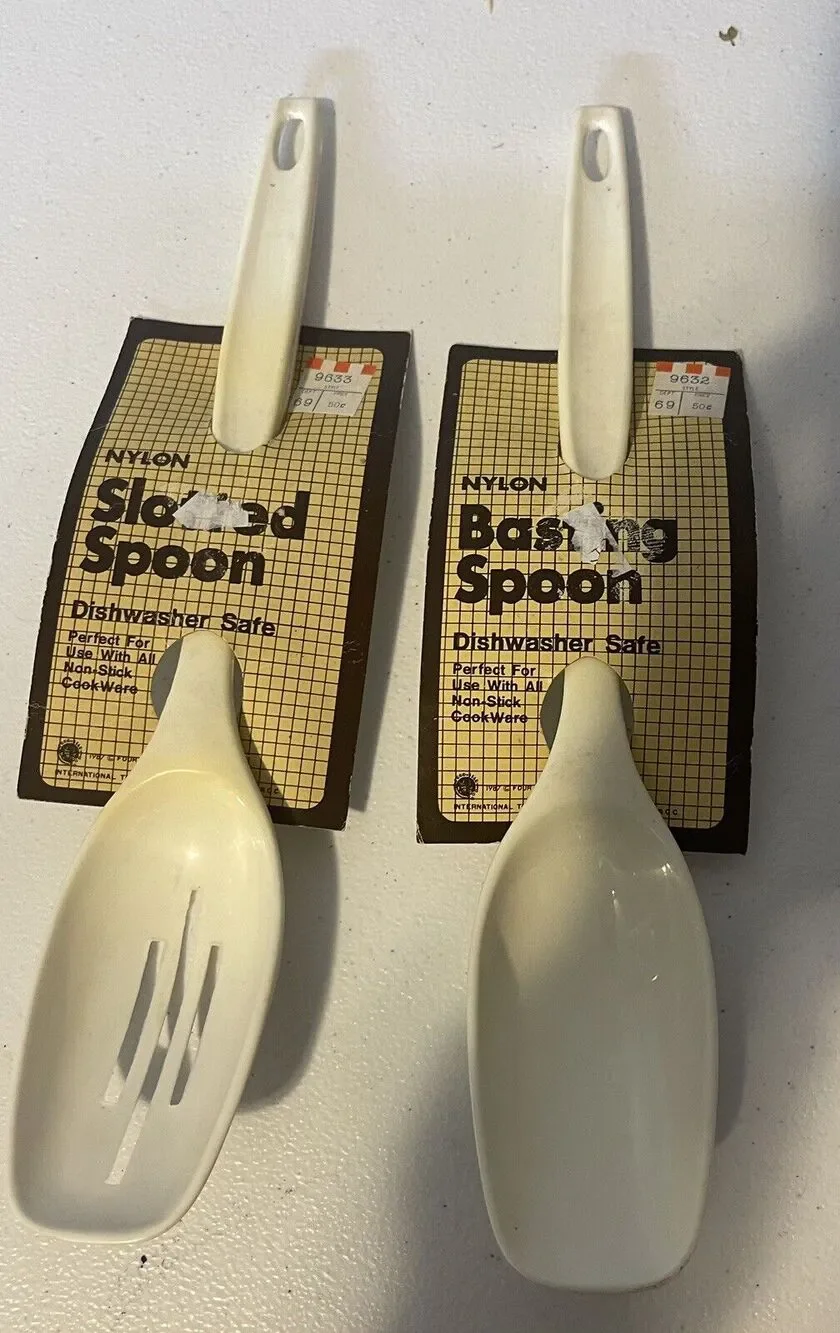 Vintage Nylon Slotted Spoon and Basring SpoonSpoon 2